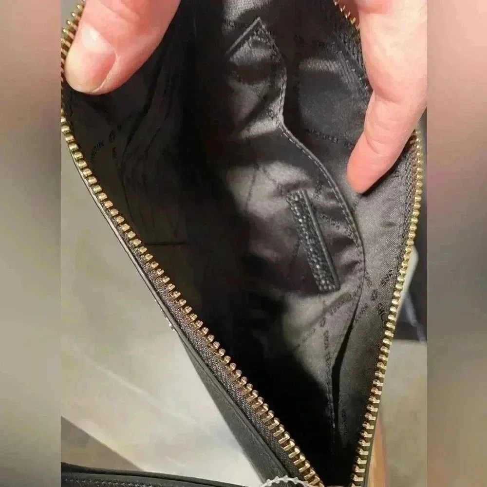 Michael Kors Black Jet Set Wristlet​​​​